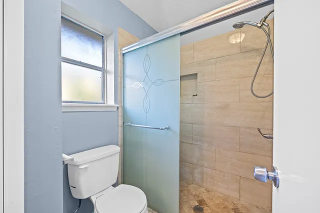 $229,000 | 11059 Landsbury Circle, Houston, TX 77099