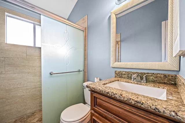 $229,000 | 11059 Landsbury Circle, Houston, TX 77099