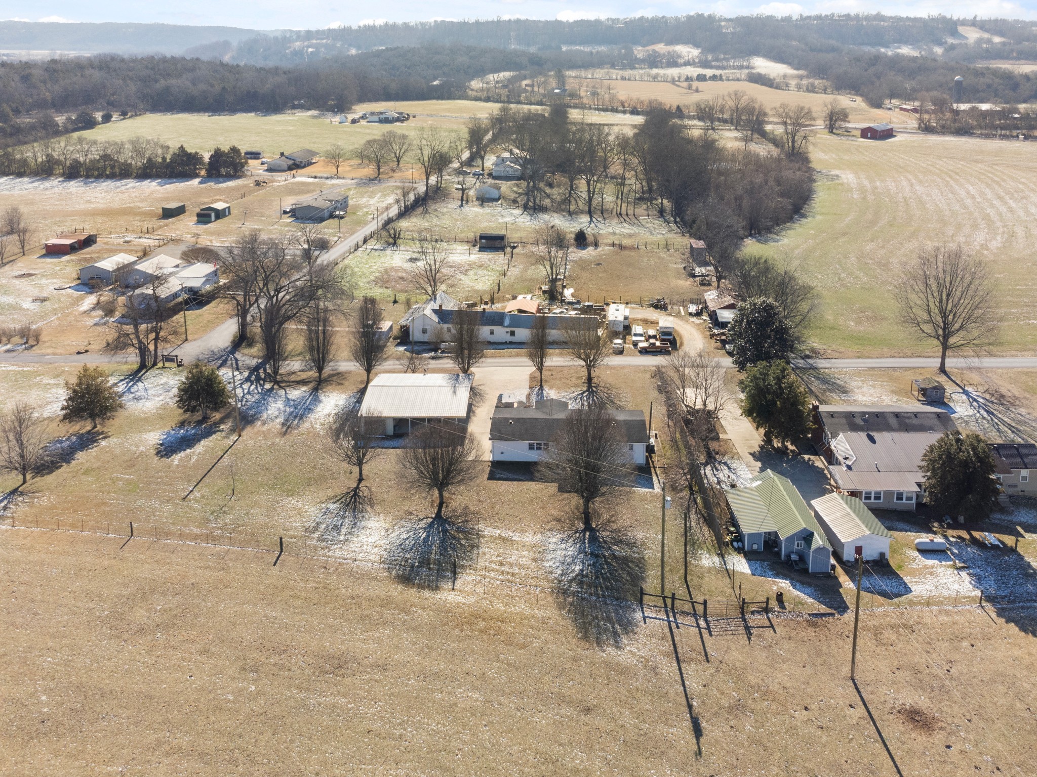 245 Cortner Mill Road Normandy, TN 37360 - Photo 33 of 40 a view of a city