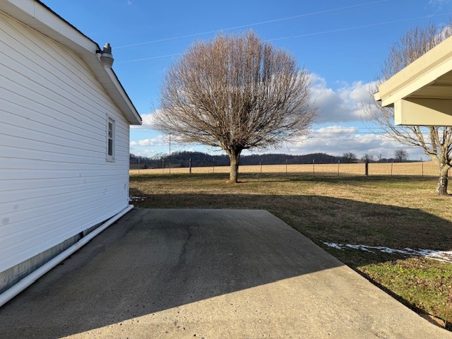 245 Cortner Mill Road Normandy, TN 37360 - Photo 9 of 40 a view of ocean view with beach