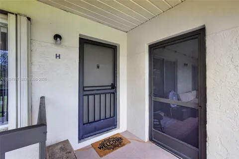 $245,000 | 6555 Chasewood Drive, Unit H, Jupiter, FL 33458