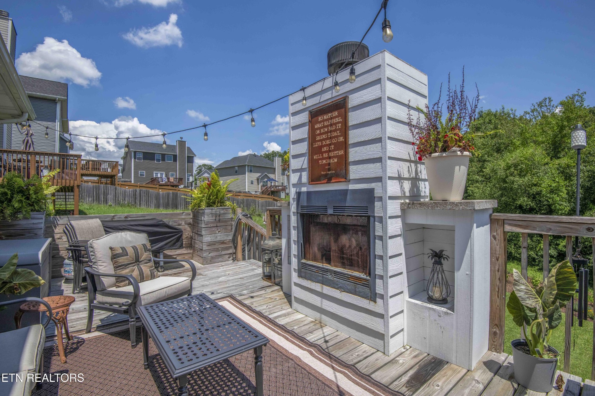 8320 Day Valley Road Powell, TN 37849 - Photo 27 of 35 a building outdoor space with patio furniture