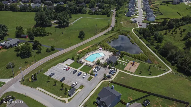 $439,900 | 8320 Day Valley Road, Powell, TN 37849