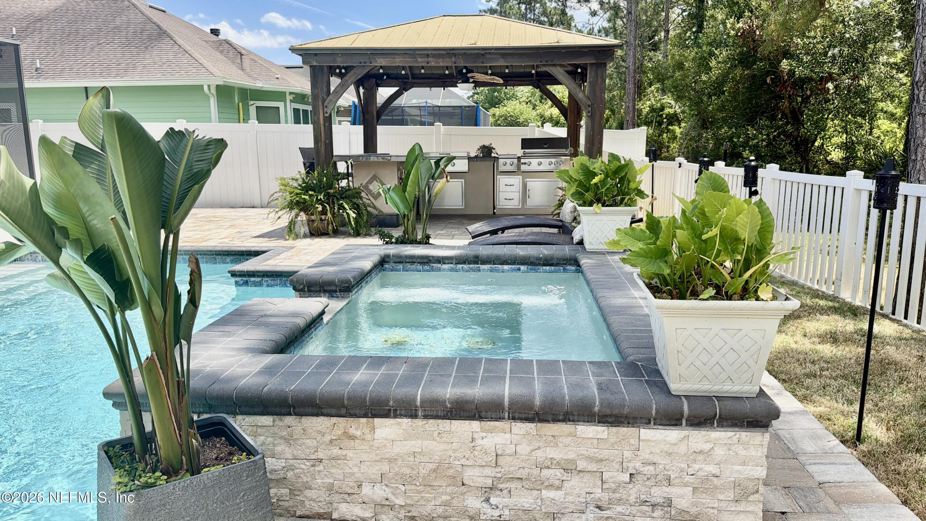 78643 Goldfinch Lane Yulee, FL 32097 - Photo 55 of 60 Spa Hot tub