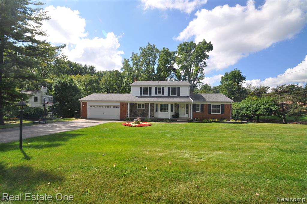 36 Wimberly Drive Rochester Hills, MI 48306 - Photo 2 of 41