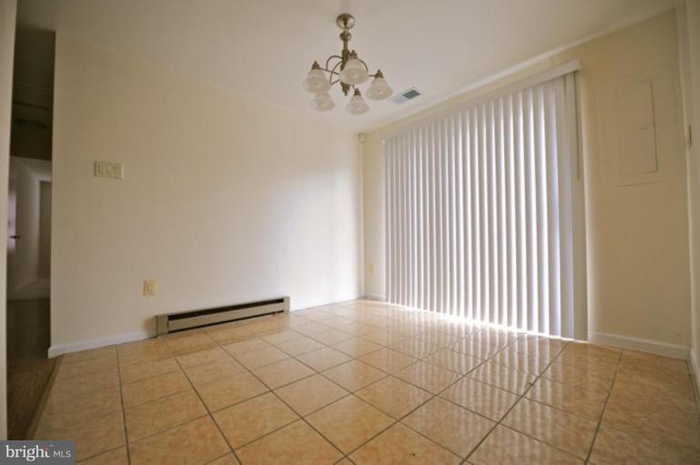 10700 Livingston Road Fort Washington, MD 20744 - Photo 21 of 27 Dining Area