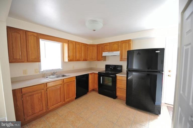 10700 Livingston Road Fort Washington, MD 20744 - Photo 23 of 27 Kitchen #2