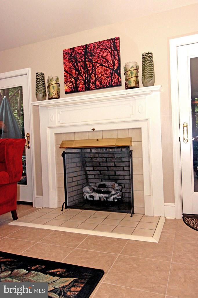 328 Koser Road Lititz, PA 17543 - Photo 14 of 48
