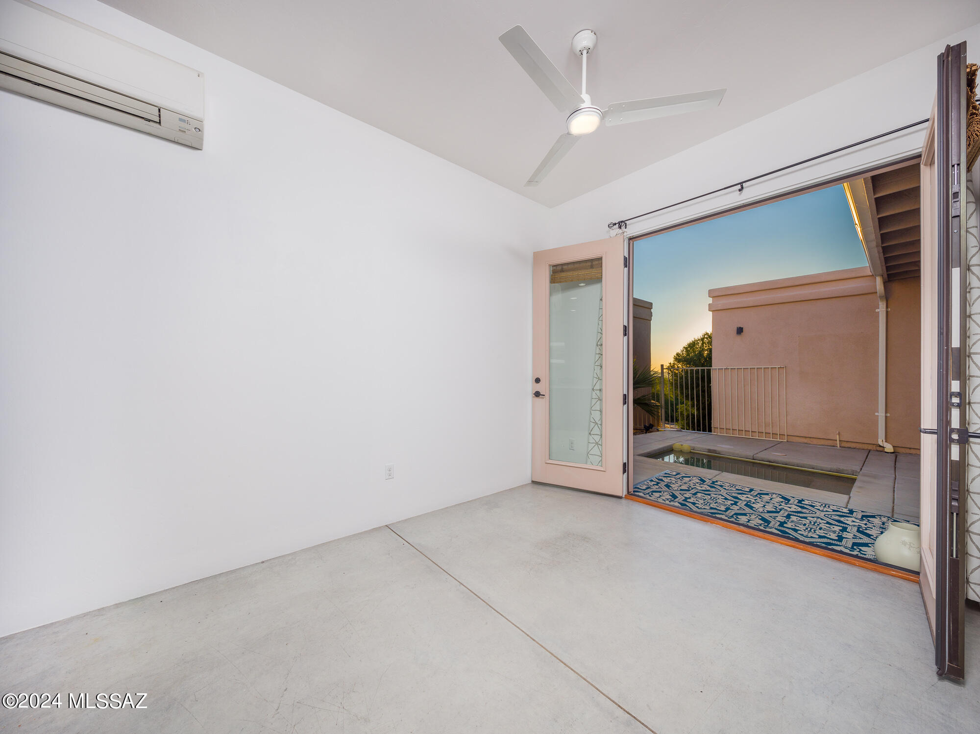9811 North Ridge Shadow Place Oro Valley, AZ 85704 - Photo 27 of 35