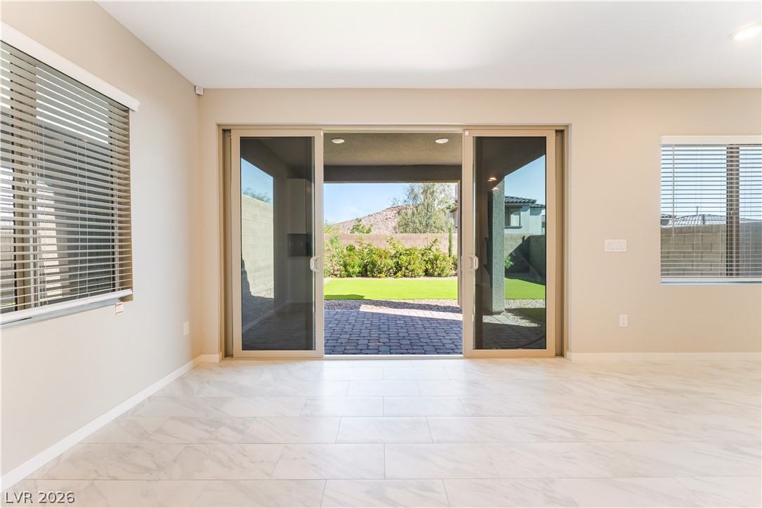 11552 Observation Point Avenue Las Vegas, NV 89138 - Photo 12 of 38