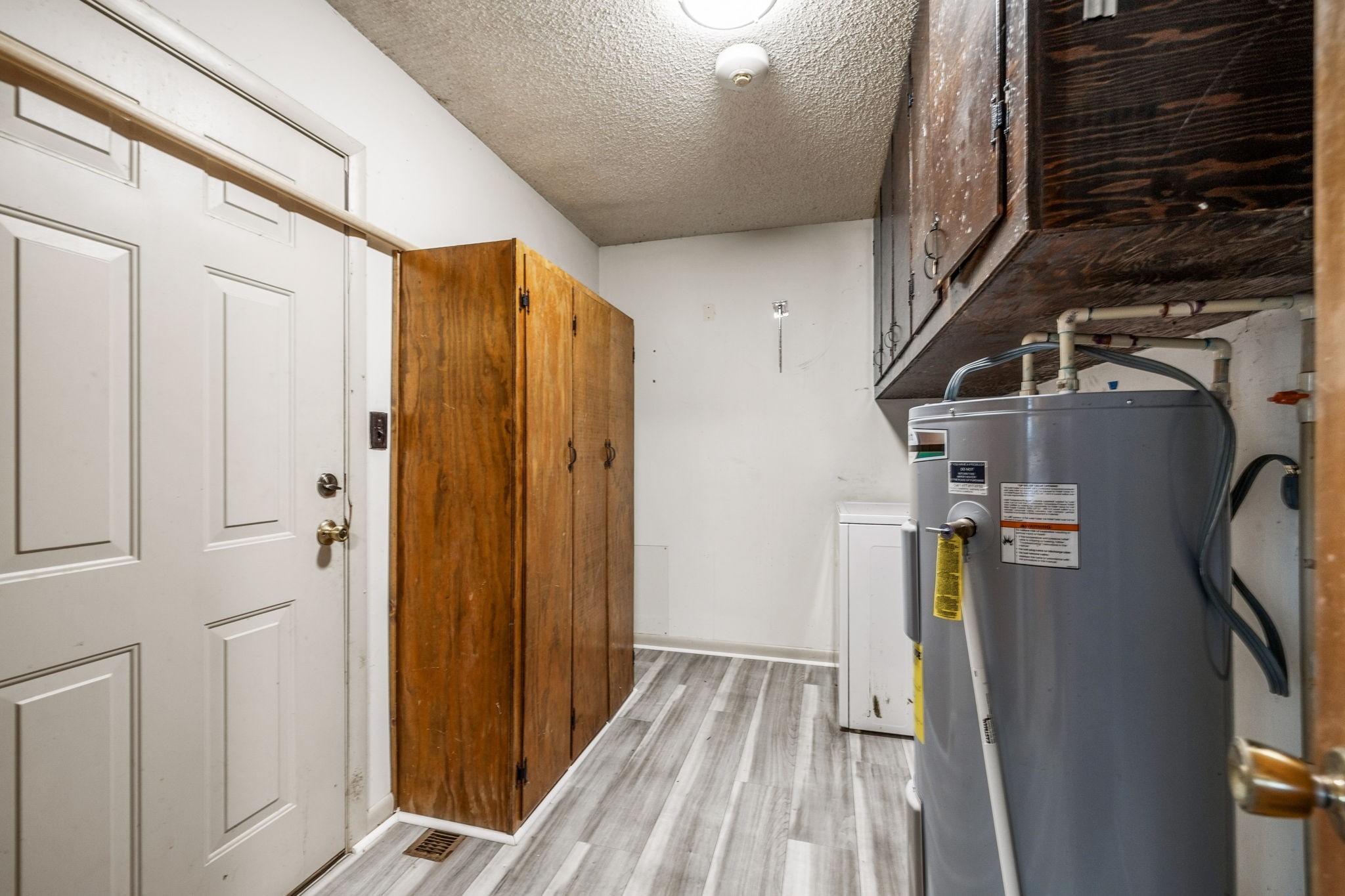 588 Sweeton Hill Road Coalmont, TN 37313 - Photo 5 of 51 a view of hallway with wooden floor