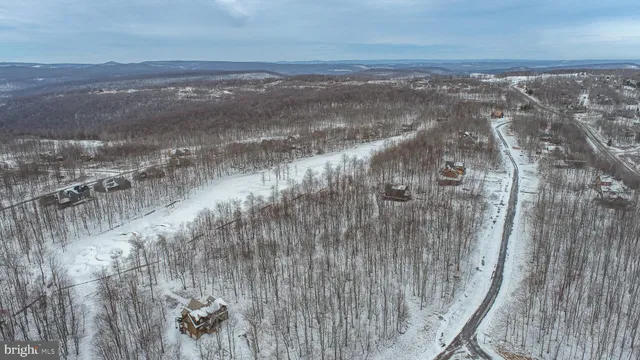 a view of an ocean view
