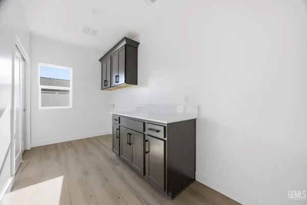 $706,425 | Undisclosed Address, Bakersfield, CA 93314