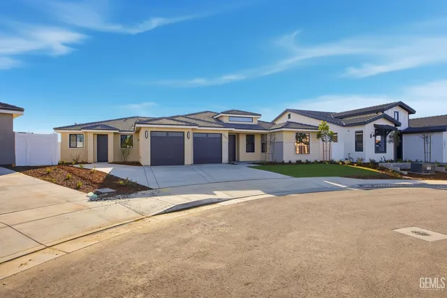 $705,865 | Undisclosed Address, Bakersfield, CA 93314