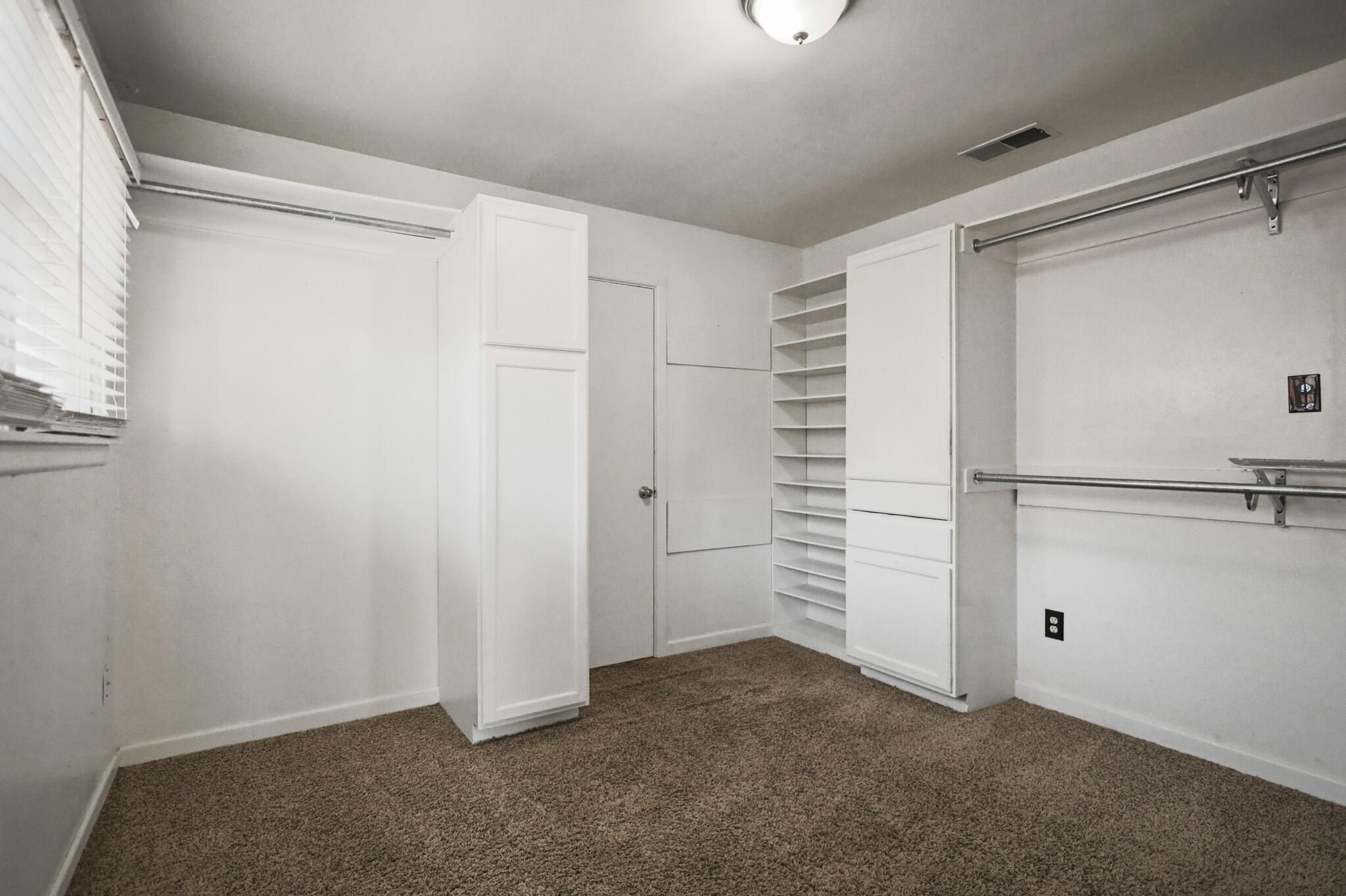 2826 58th Street Lubbock, TX 79413 - Photo 26 of 57 IMG_9003