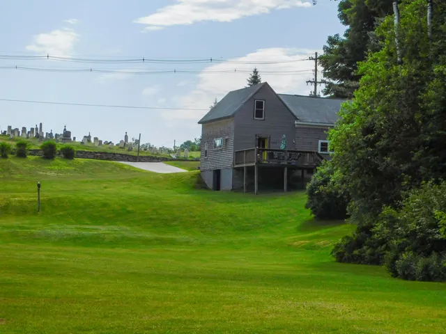 $262,000 | 170 Main Street, Sangerville, ME 04479