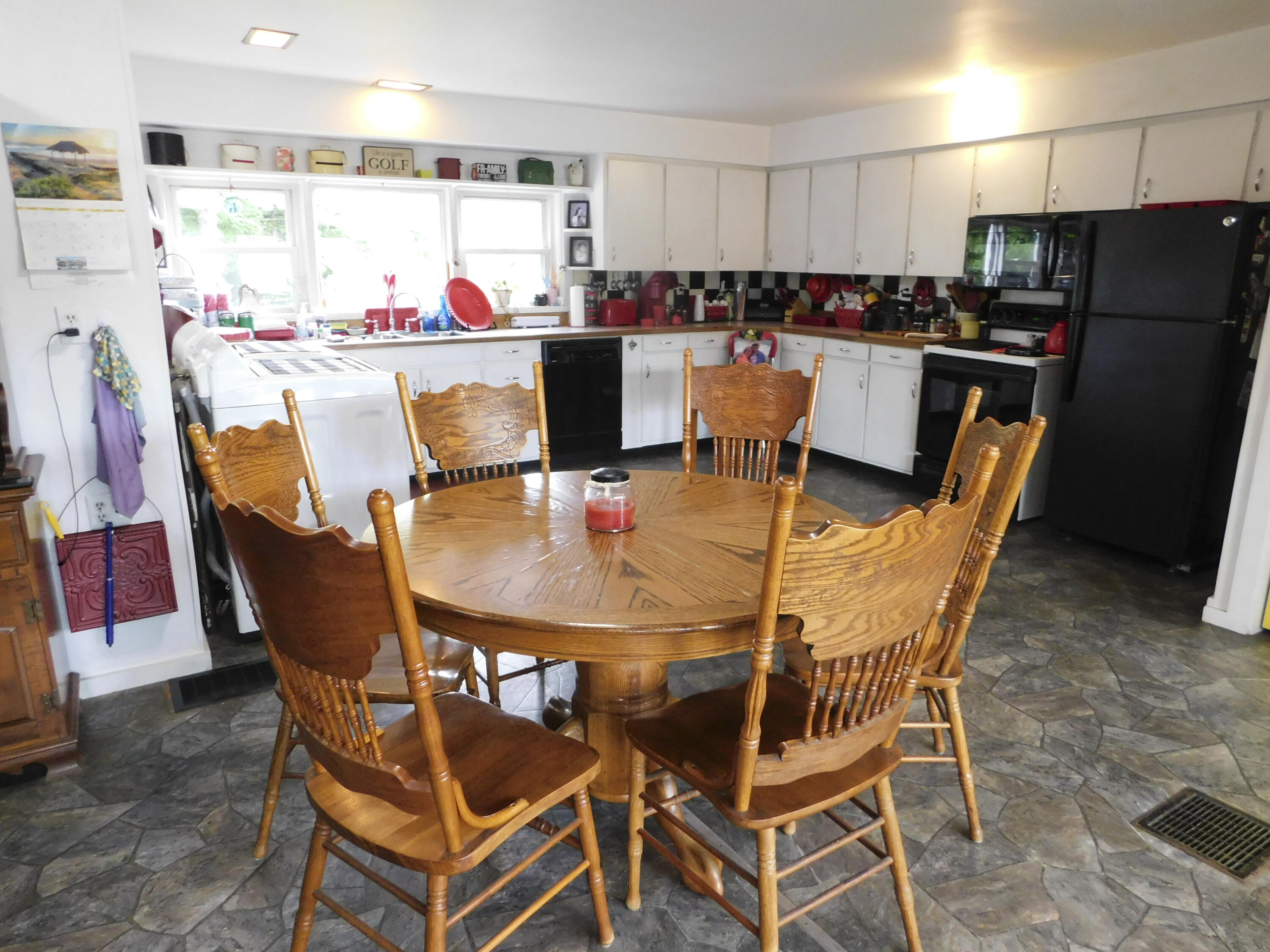 170 Main Street Sangerville, ME 04479 - Photo 34 of 97 52