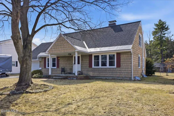 $369,900 | 4 Washburn Street, South Glens Falls, NY 12803