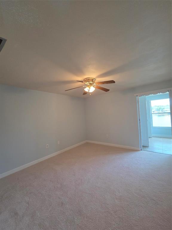 4127 Hampton Drive, Unit 4127 New Port Richey, FL 34652 - Photo 8 of 20