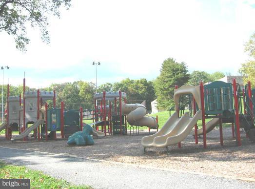 1815 Glen Ridge Road Baltimore, MD 21286 - Photo 20 of 20 Reading Castle playground is a short stroll away!