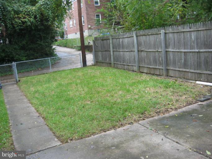 1815 Glen Ridge Road Baltimore, MD 21286 - Photo 5 of 20 Back Yard (view from house)