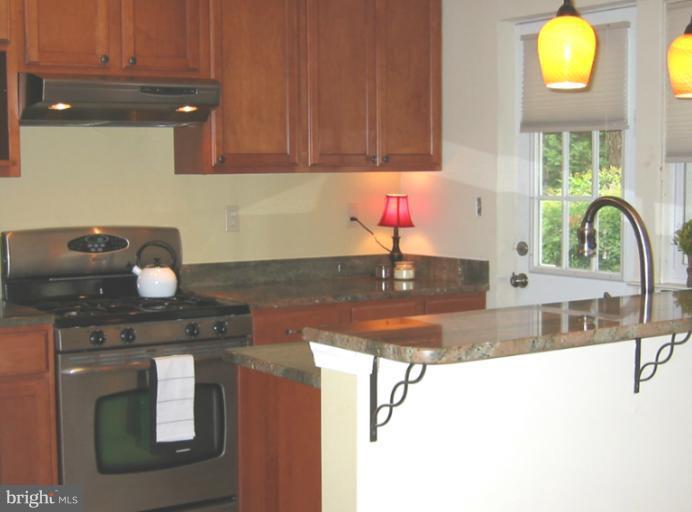 1815 Glen Ridge Road Baltimore, MD 21286 - Photo 8 of 20 Kitchen