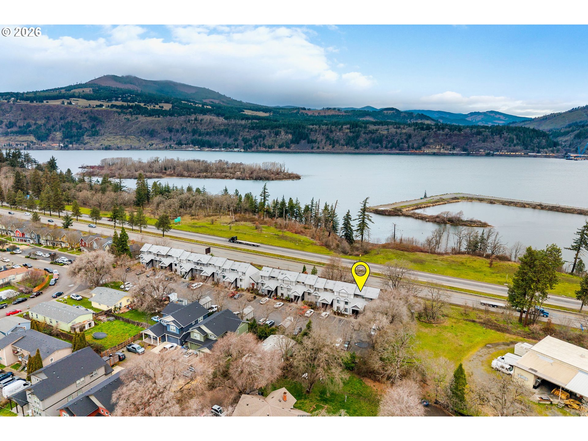 301 North 15th Street, Unit 201 Hood River, OR 97031 - Photo 33 of 37