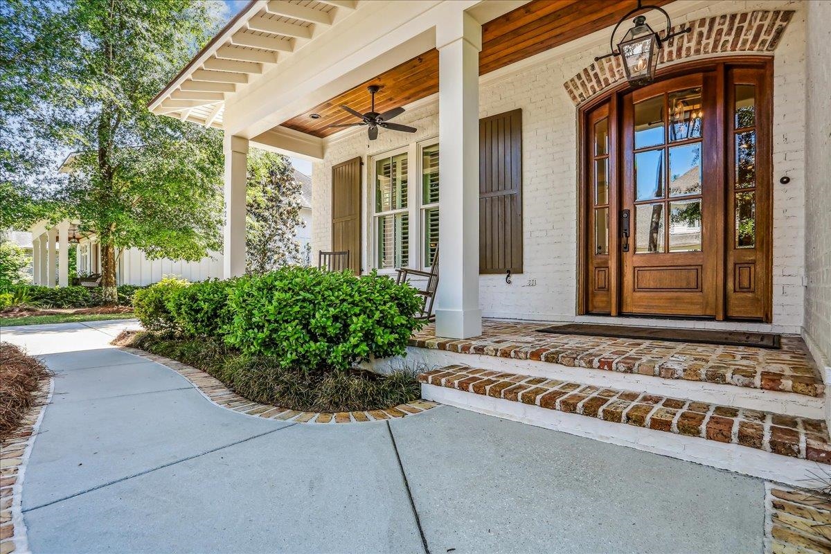 326 Poviner Place Fairhope, AL 36532 - Photo 5 of 41 Entry
