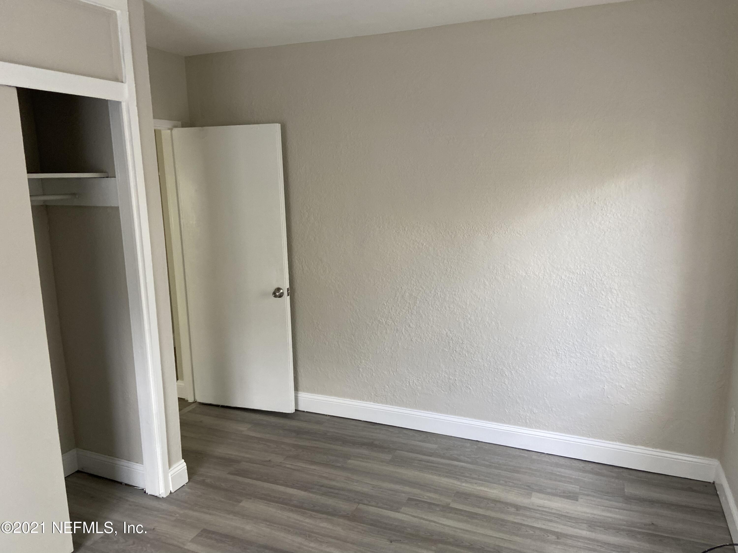 5366 Baycrest Road Jacksonville, FL 32205 - Photo 11 of 15 Bedroom 3