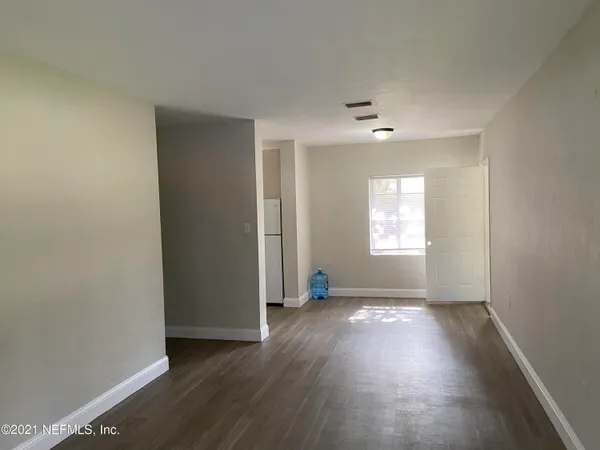 $1,495 | 5366 Baycrest Road, Jacksonville, FL 32205