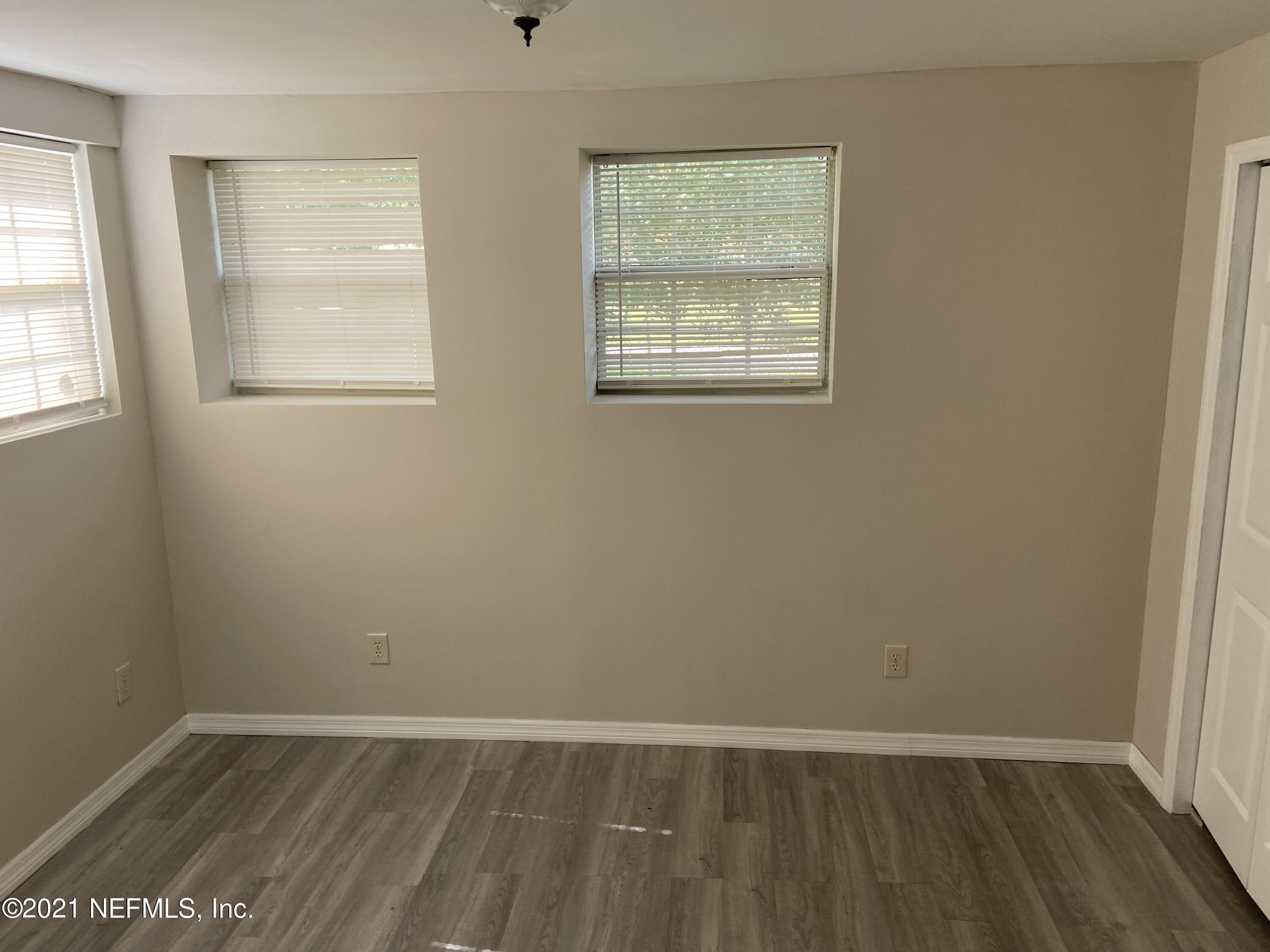 5366 Baycrest Road Jacksonville, FL 32205 - Photo 6 of 15 owners bedroom