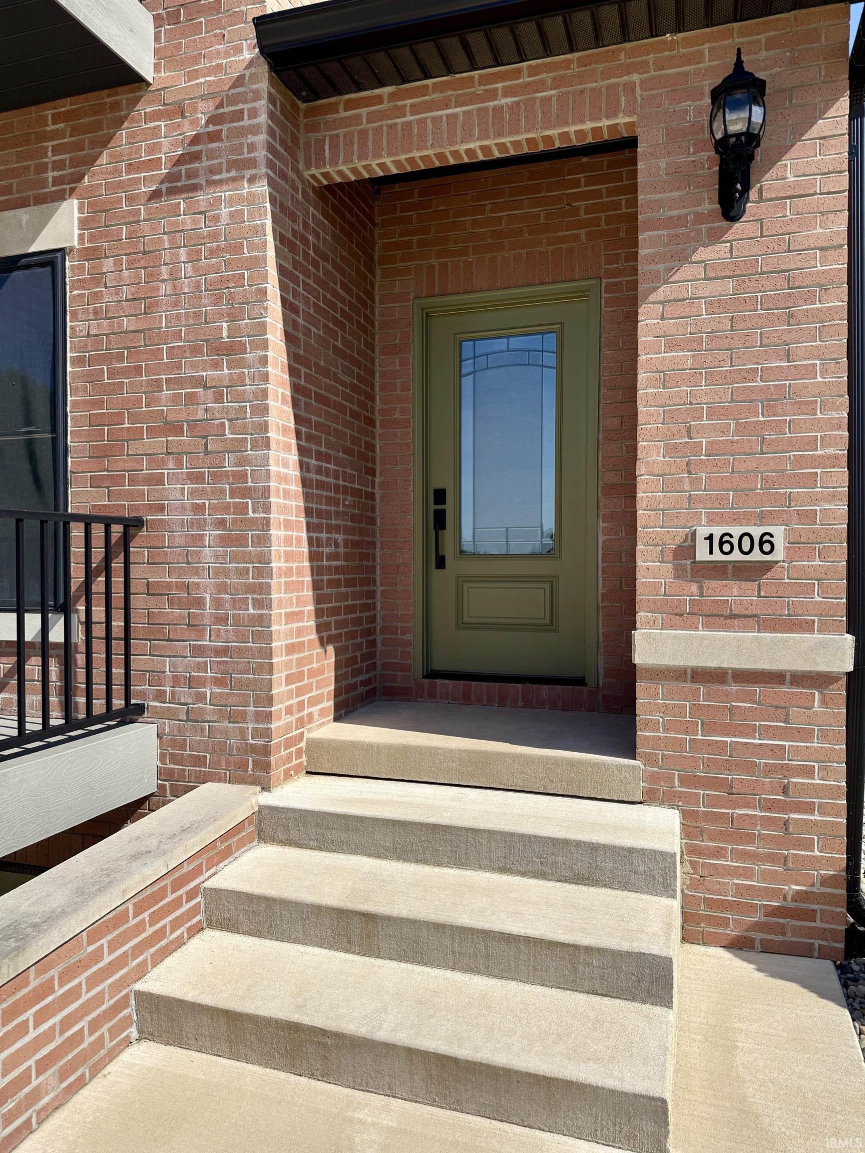 1606 North Shr Drive Rochester, IN 46975 - Photo 3 of 27
