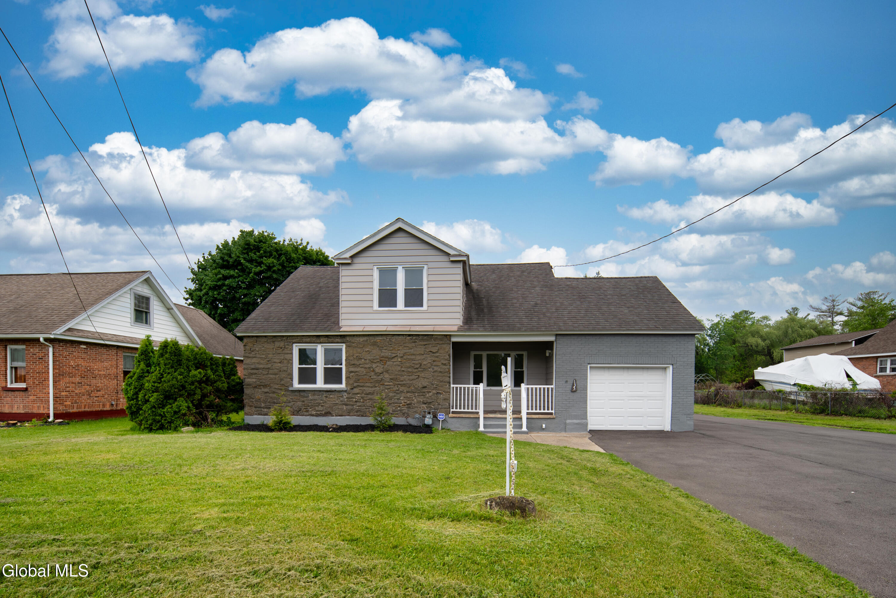135 Freemans Bridge Road Glenville, NY 12302 - Photo 1 of 60 DSC01720