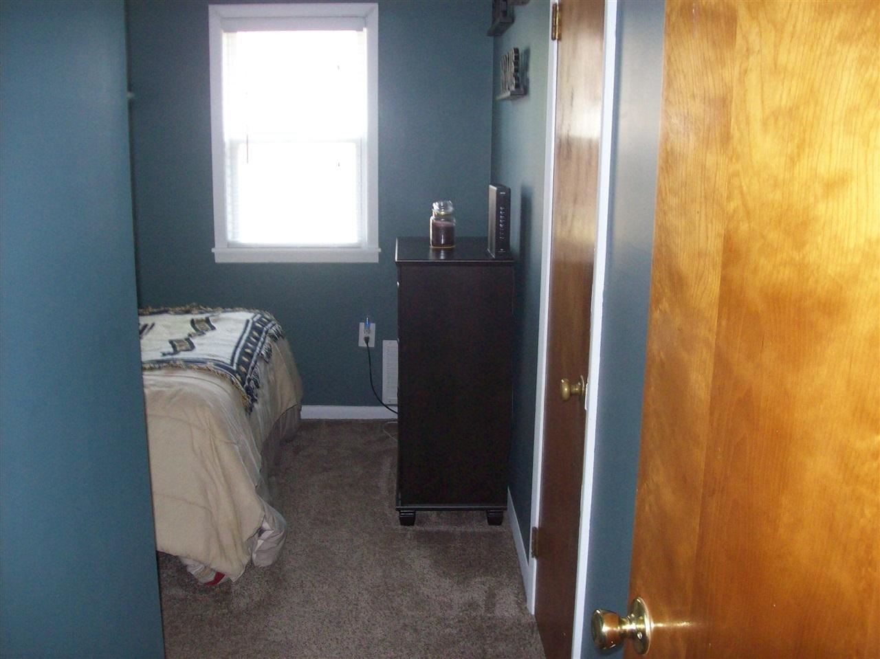 6449 East Pierson Road Flint, MI 48506 - Photo 8 of 29 21479488-7.JPG