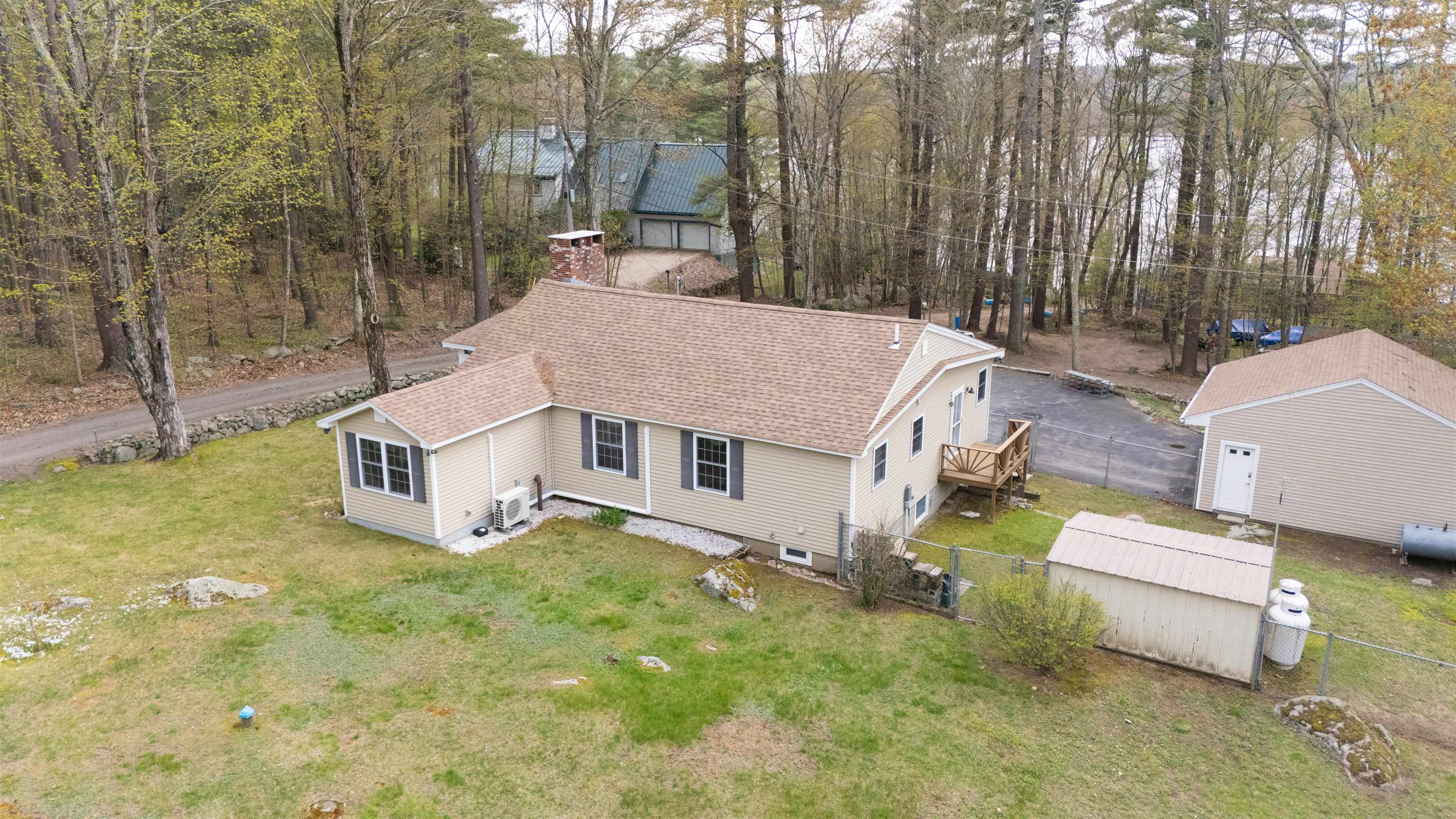 7 Forest Road Raymond, NH 03077 - Photo 15 of 37