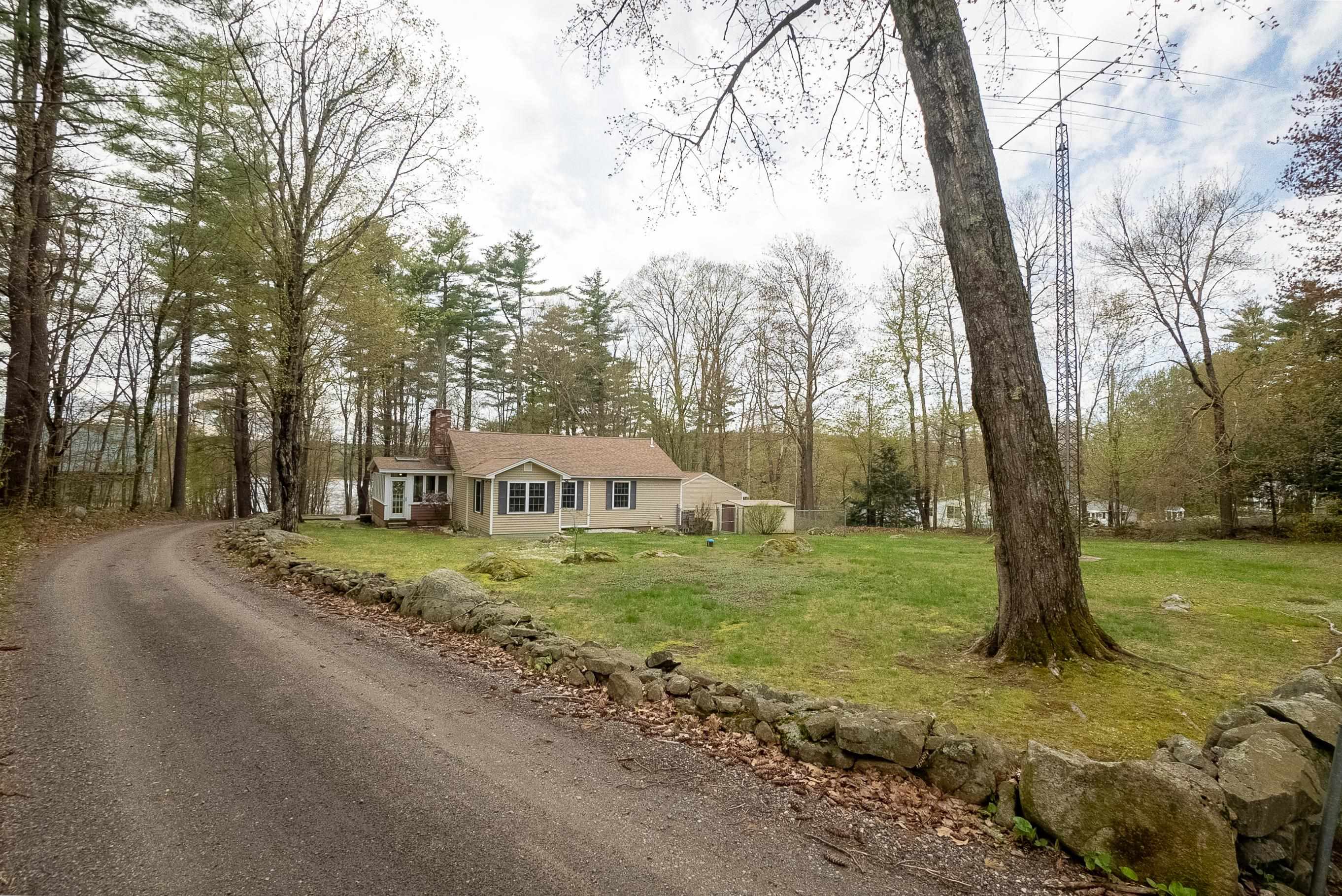 7 Forest Road Raymond, NH 03077 - Photo 16 of 37
