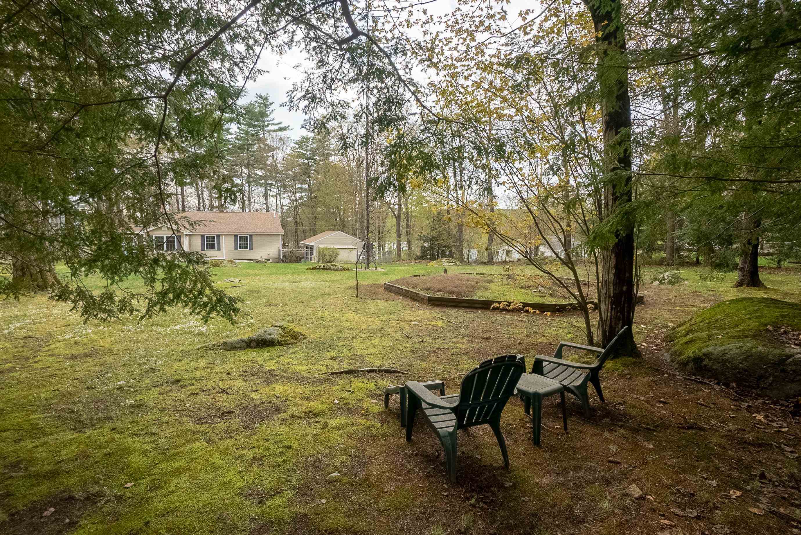 7 Forest Road Raymond, NH 03077 - Photo 17 of 37