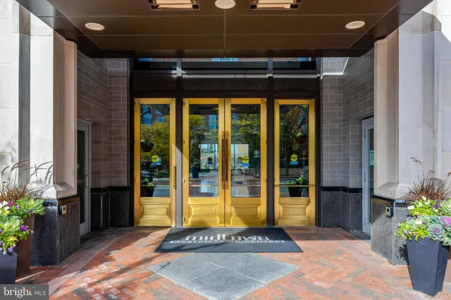 $647,000 | 11990 Market Street, Unit 614, Reston, VA 20190