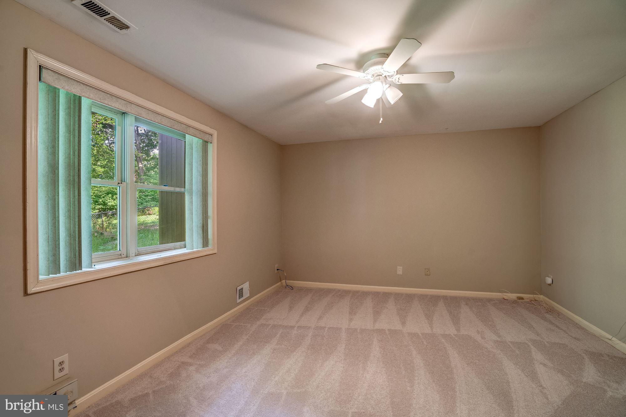 10420 Rodney Road Silver Spring, MD 20903 - Photo 26 of 32