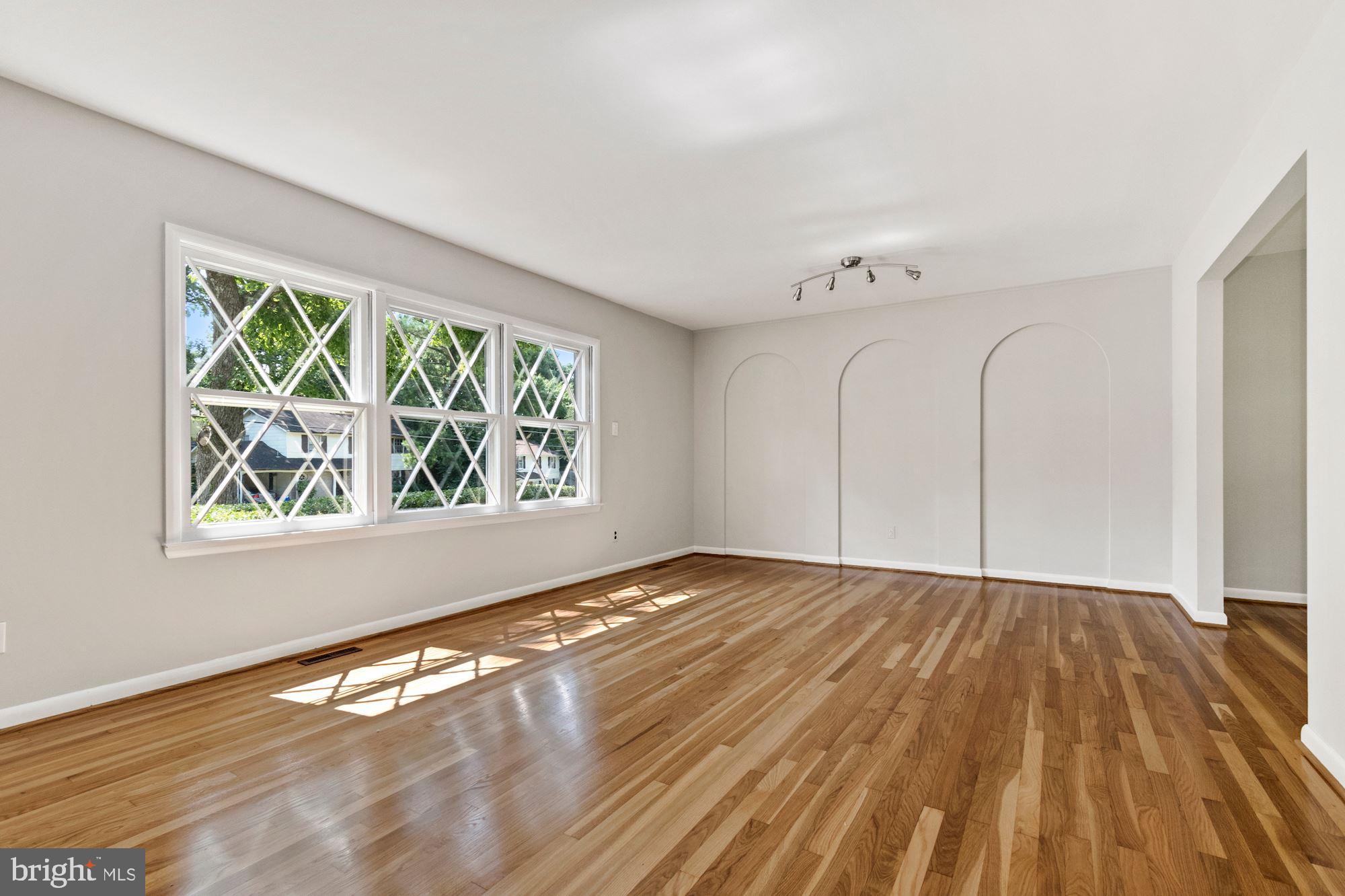 1010 Cannon Road Silver Spring, MD 20904 - Photo 4 of 31 Stunning living room with lots of natural light