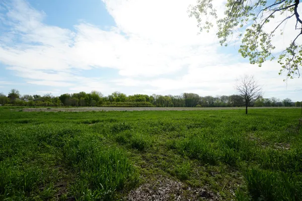 $300,000 | 201 Jackson Street, Hanover, IL 61041