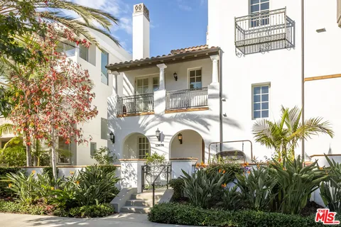 $3,650,000 | 13070 Kiyot Way, Playa Vista, CA 90094