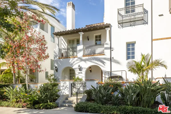 $3,650,000 | 13070 Kiyot Way, Playa Vista, CA 90094
