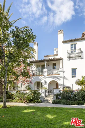 $3,650,000 | 13070 Kiyot Way, Playa Vista, CA 90094