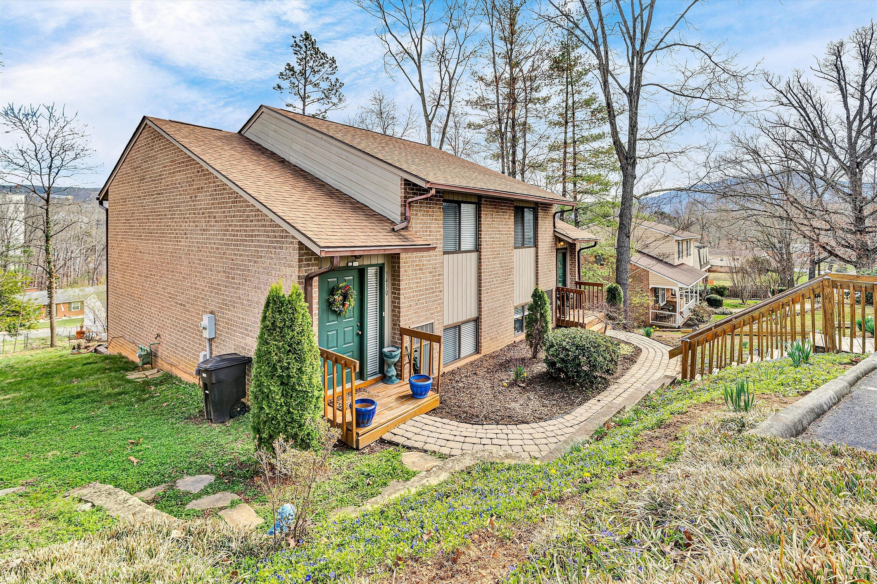 3430 Morning Dove Road Roanoke, VA 24018 - Photo 1 of 22 01-VSM05989