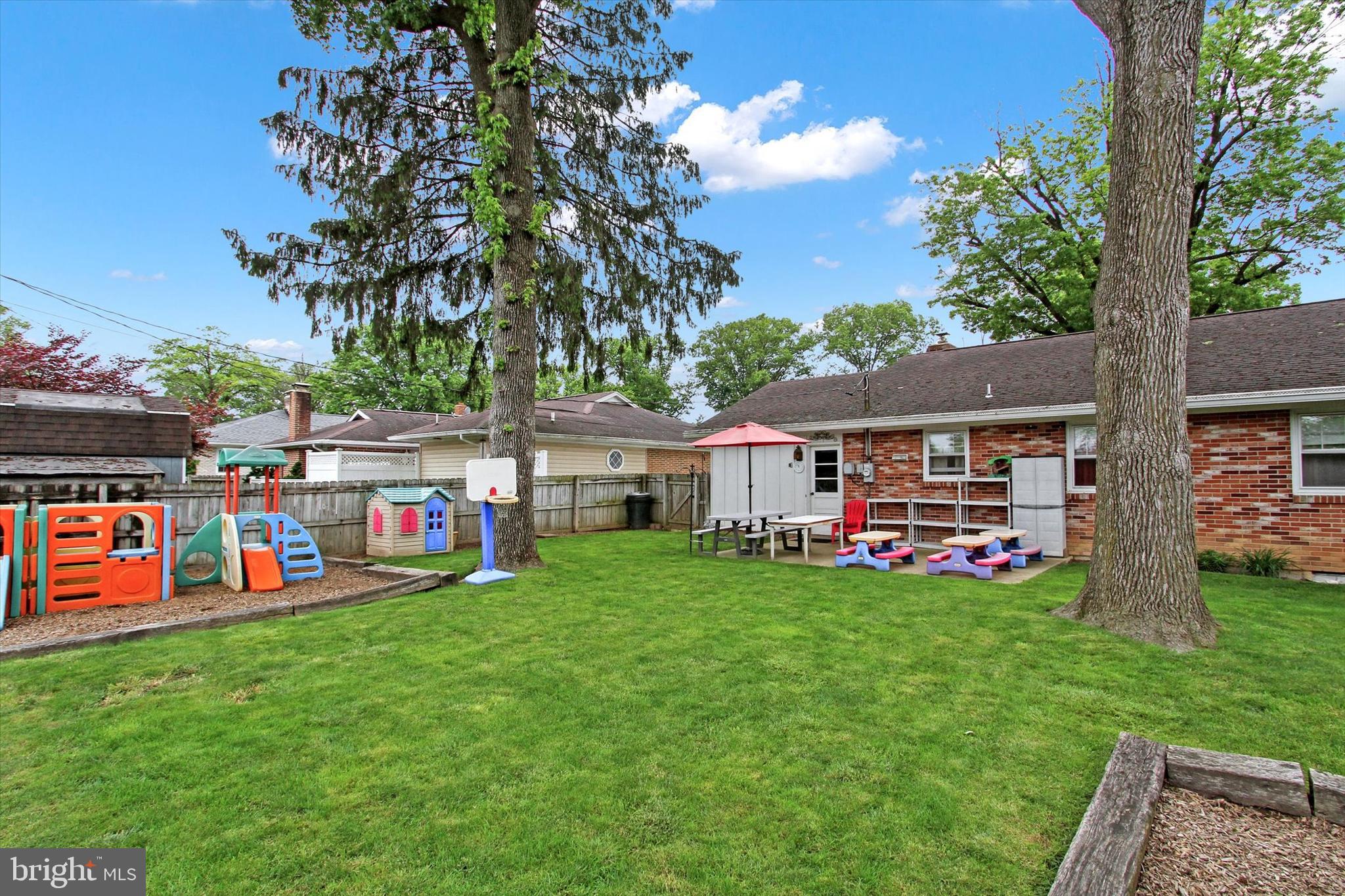 11 Gale Road Camp Hill, PA 17011 - Photo 27 of 30 Gallery Image 27