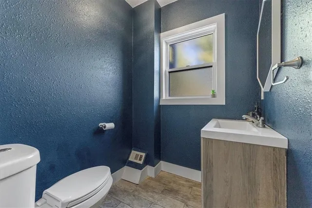 $299,900 | 325 Ord Street, Kansas City, MO 64124