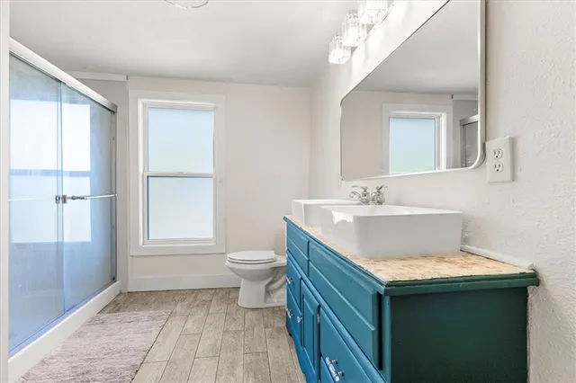 $299,900 | 325 Ord Street, Kansas City, MO 64124