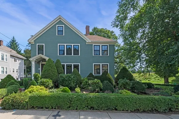 $2,550,000 | 141-143 Oakley Road, Belmont, MA 02478
