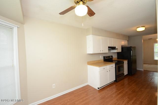 280 Raintree Road Jacksonville, NC 28540 - Photo 17 of 52 280 RAINTREE RD 17